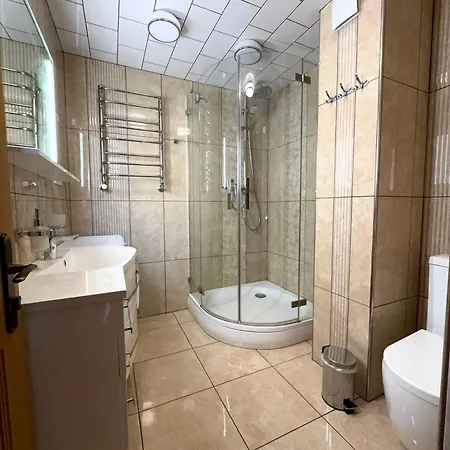 смерековий двір *