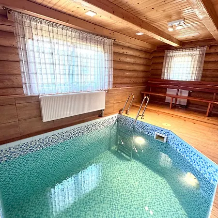 смерековий двір *